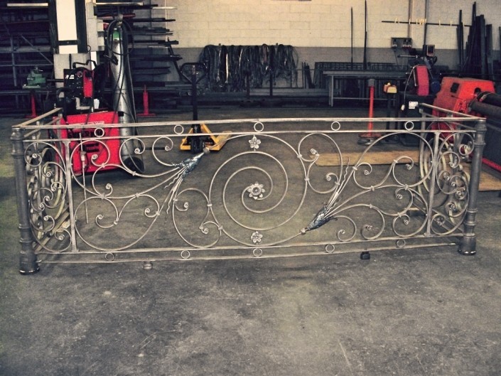 IRON LUXURY FAVV - RESTAURO
