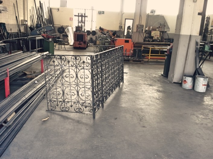 IRON LUXURY FAVV - RESTAURO