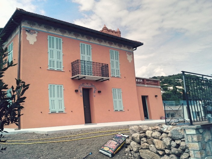 IRON LUXURY FAVV - RESTAURO