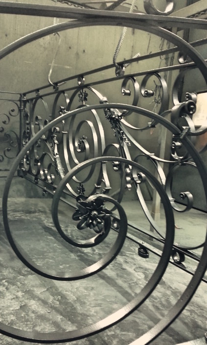 IRON LUXURY FAVV - RESTAURO