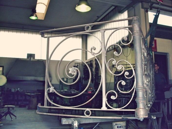 IRON LUXURY FAVV - RESTAURO